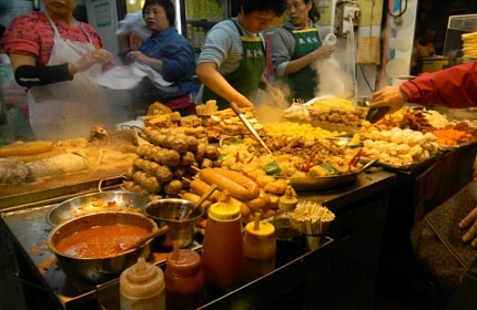 Food on Foot Tour Hanoi